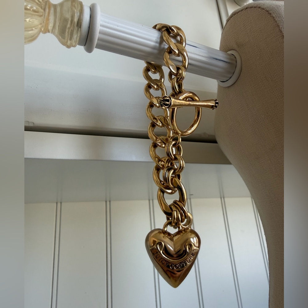 Juicy Couture Gold Chain Bracelet with Heart Charm. Iconic Y2K Glam